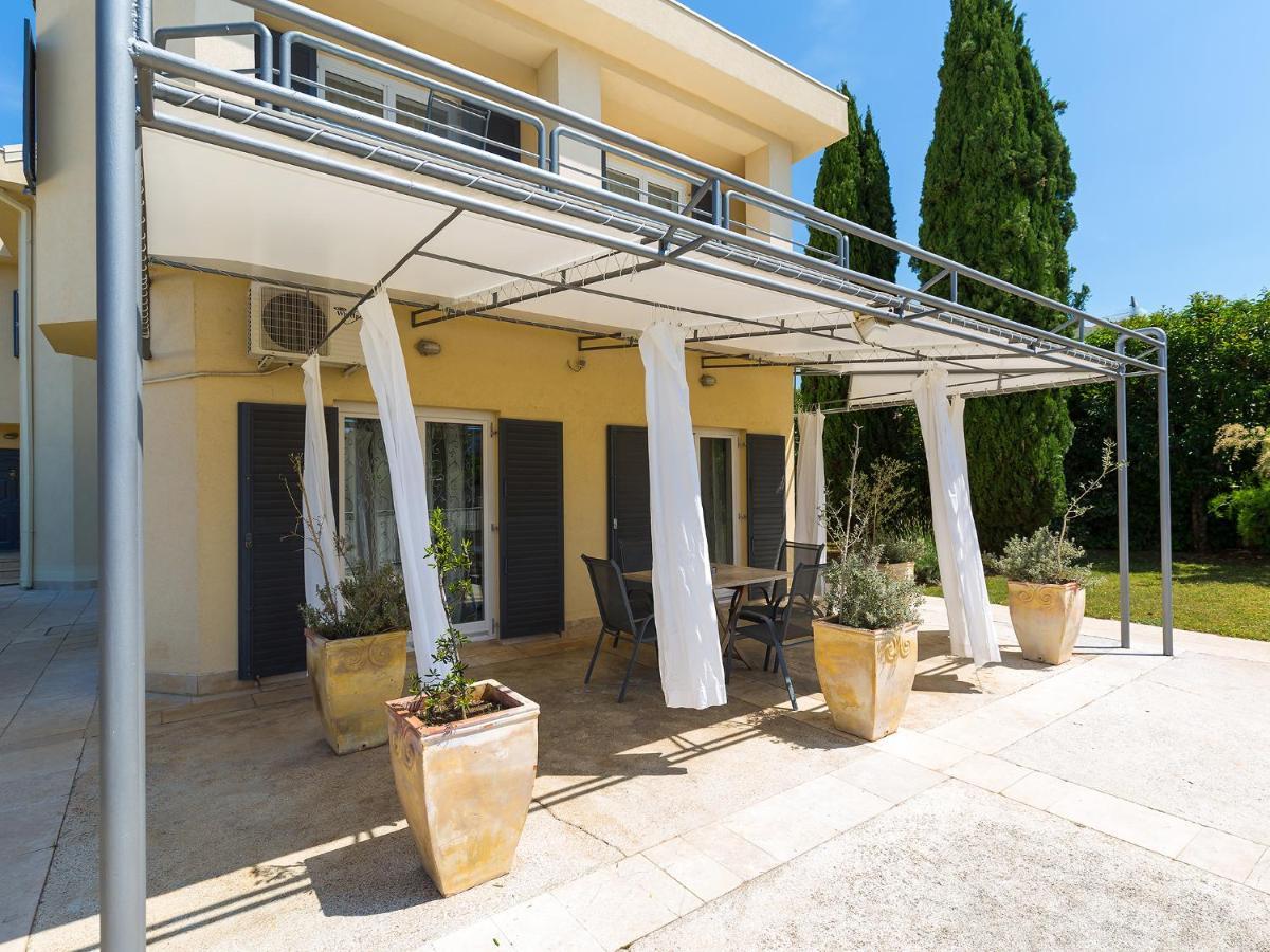 Apartments Gala Poreč Extérieur photo