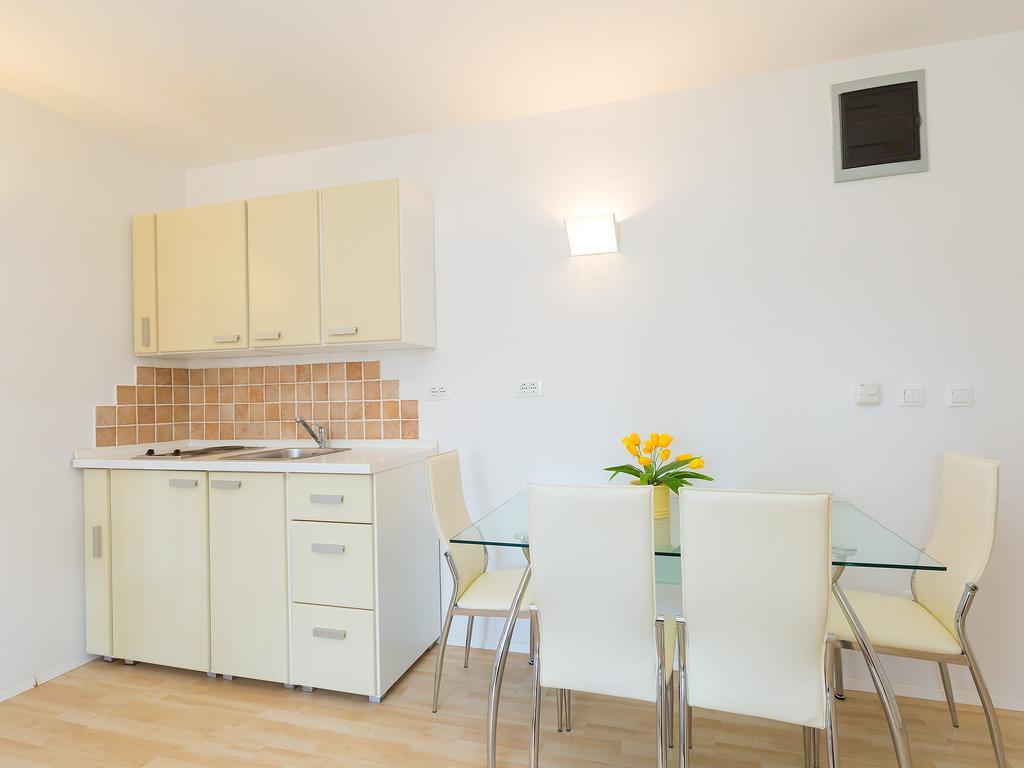 Apartments Gala Poreč Extérieur photo